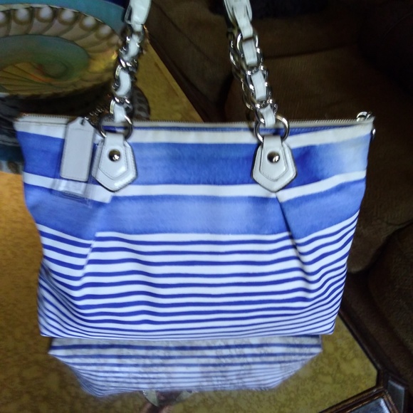 $398 Coach Signature Poppy Sequin Nautical Stripe - Picture 7 of 8